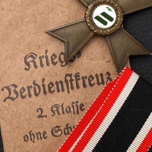 War Merit Cross 2nd Class without swords [Deschler & Sohn], 1, L/10   Original packaging