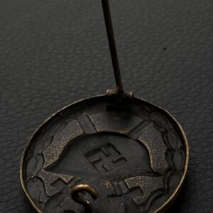 Wound Badge 1939 (second type) in black Counter-relief Brass Rare type (shagreen on the obverse of the badge)