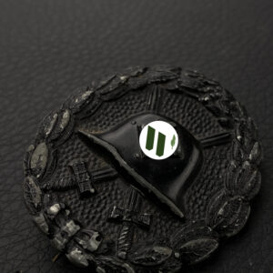 Wound Badge 1939 (first type, Condor Legion) in black Counter-relief