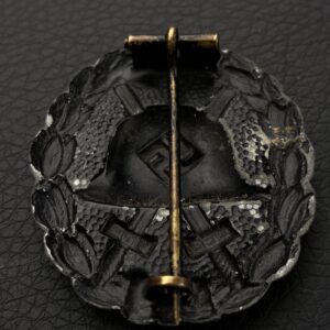 Wound Badge 1939 (first type, Condor Legion) in black Counter-relief