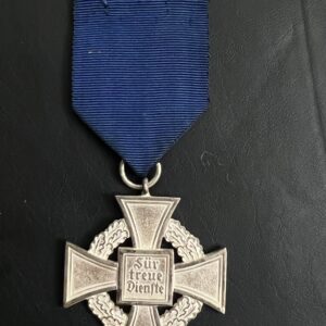 25-Year Long Service Award for civilian officials   Original case