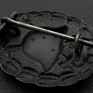 Wound Badge 1918 in black Counter-relief