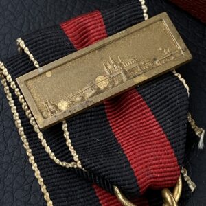 Sudetenland Medal with 'Prager Burg' ('Prague Castle') bar Original case 