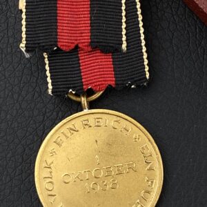 Sudetenland Medal with 'Prager Burg' ('Prague Castle') bar Original case 