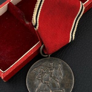 Anschluss Medal  Original case 