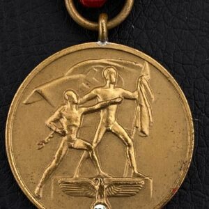 Sudetenland Medal with 'Prager Burg' ('Prague Castle') bar Original case 