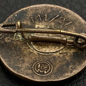 NSDAP Party Badge [E. L. Müller] RZM code: М 1/27 Pin fastening