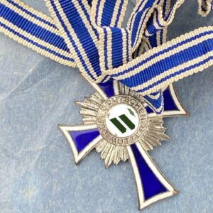 Cross of Honour of the German Mother in silver [Gebruder Gloerfeld] Original packaging