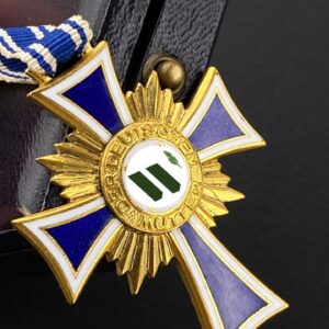 Cross of Honour of the German Mother in gold [Franz Reischauer] Original case