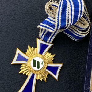 Cross of Honour of the German Mother in gold [Franz Reischauer] Original case