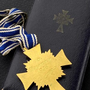 Cross of Honour of the German Mother in gold [Franz Reischauer] Original case