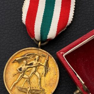 Memel Medal   Original case 