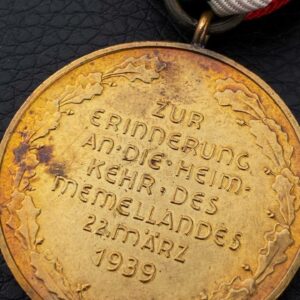 Memel Medal   Original case 