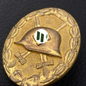 Wound Badge 1939 (second type) in gold [Schauerte & Hohfeld] Solid