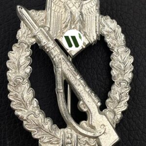 Infantry Assault Badge in silver