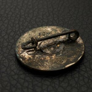 NSDAP Party Badge [Herman Schanzun] RZM code: М 1/7 Pin fastening