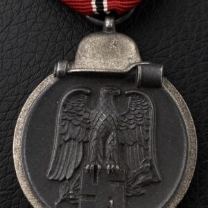 Medal for the Winter Campaign in the East 1941/42 Set includes a field spang