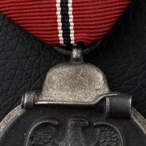 Medal for the Winter Campaign in the East 1941/42 Set includes a field spang
