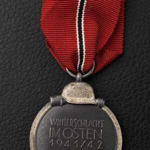 Medal for the Winter Campaign in the East 1941/42 Set includes a field spang