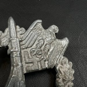Infantry Assault Badge in silver