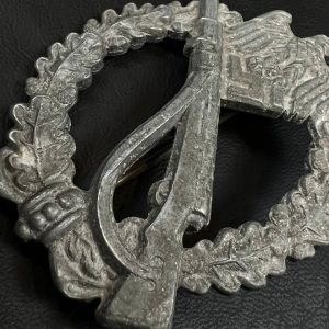 Infantry Assault Badge in silver