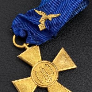 25-Year Long Service Award with a flying eagle clasp for the Luftwaffe   