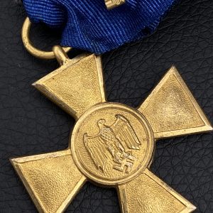 25-Year Long Service Award with a flying eagle clasp for the Luftwaffe   