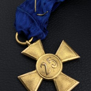 25-Year Long Service Award with a flying eagle clasp for the Luftwaffe   