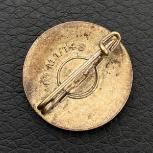 NSDAP Party Badge [Heinrich Ulbrichts Witwe] RZM code: М 1/148 Pin fastening