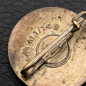 NSDAP Party Badge [Heinrich Ulbrichts Witwe] RZM code: М 1/148 Pin fastening