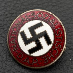 NSDAP Party Badge [Heinrich Ulbrichts Witwe] RZM code: М 1/148 Pin fastening
