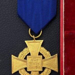 40-Year Long Service Award for civilian officials   Original case