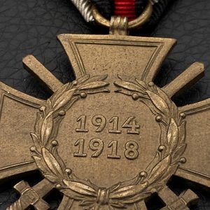 Honour Cross of the World War 1914–1918 with swords [Unidentified manufacturer] 