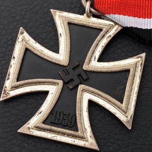 Iron Cross 1939 2nd Class [R. Wächtler & Lange KG], , 100, L/55