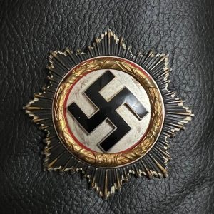 German Cross in gold [C. E. Juncker]   Screw fastening