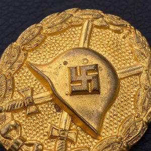 Wound Badge 1939 (first type, Condor Legion) in gold Counter-relief Buntmetall