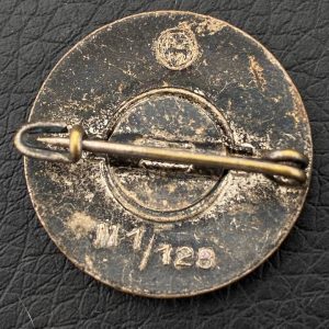 NSDAP Party Badge [Eugen Schmidhäussler] RZM code: М 1/128 Pin fastening