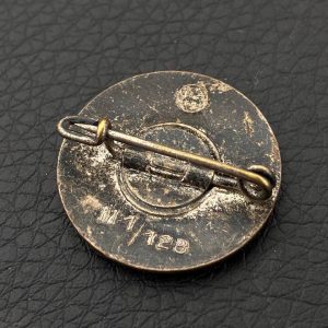 NSDAP Party Badge [Eugen Schmidhäussler] RZM code: М 1/128 Pin fastening