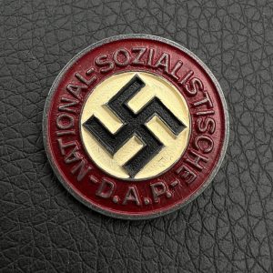 NSDAP Party Badge [E.W. Assmann & Söhne] RZM code: М 1/17 Pin fastening