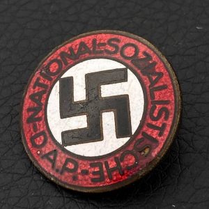 NSDAP Party Badge [Werner Redo] RZM code: М 1/100 Pin fastening 