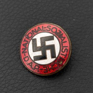 NSDAP Party Badge [Werner Redo] RZM code: М 1/100 Pin fastening 