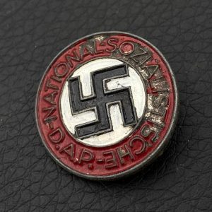 NSDAP Party Badge [Ferdinand Hoffstätter] RZM code: М 1/15 Pin fastening