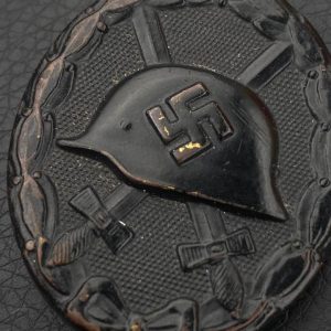 Wound Badge 1939 (second type) in black Counter-relief Brass