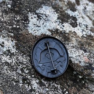 Wound Badge 1939 (second type) in black Counter-relief Mint