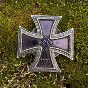 Iron Cross 1939 1st Class [Rudolf Souval], 98, L/58 Screw fastening Loss