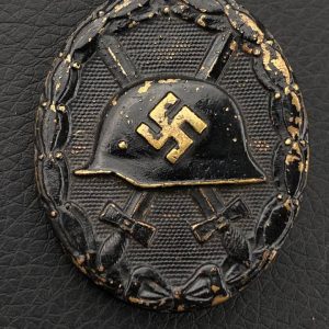 Wound Badge 1939 (second type) in black Counter-relief
