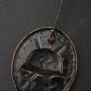 Wound Badge 1939 (second type) in black Counter-relief