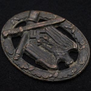 General Assault Badge Archaeology Early type