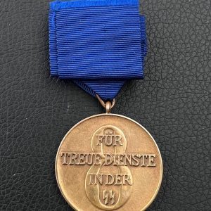 8-Year Long Service Award in the SS   