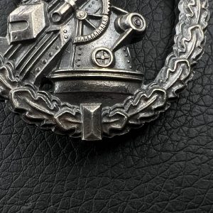 Anti-Aircraft Badge  [Gustav Brehmer]  Original case